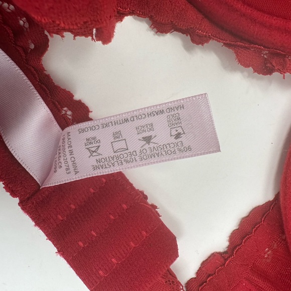 Strapless Red Padded Bra 36C - Picture 6 of 8